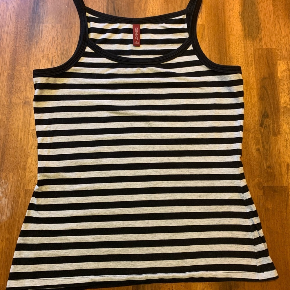 Gitano tank top Large Black Gray Striped Well Made Summer